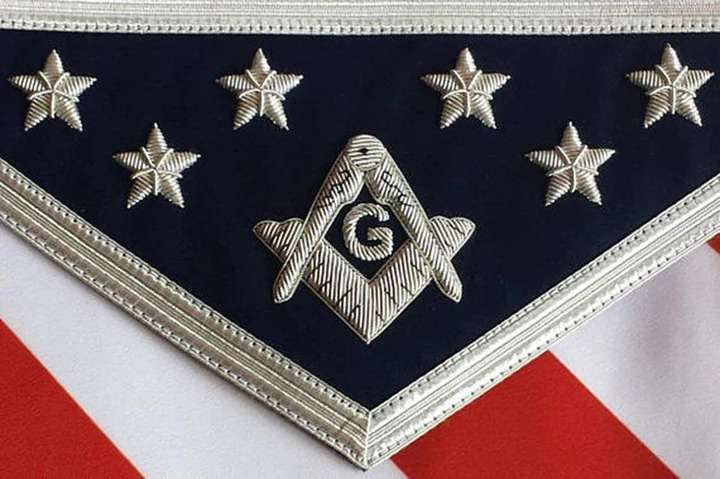 Master Mason Blue Lodge Apron - White, Red & Blue Velvet Hand Embroidery - Image 3